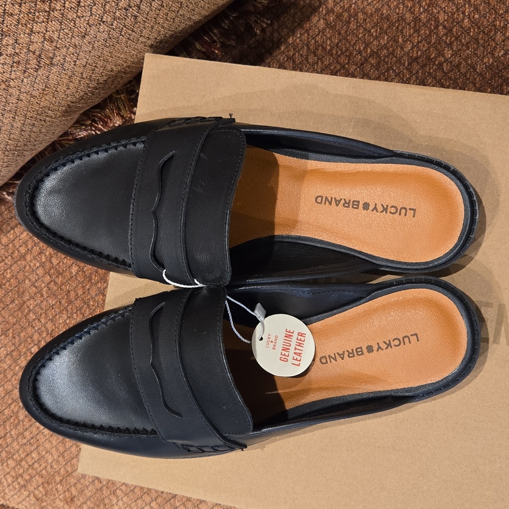 Lucky Brand Women's Classic Black  Leather Loafers/Mules